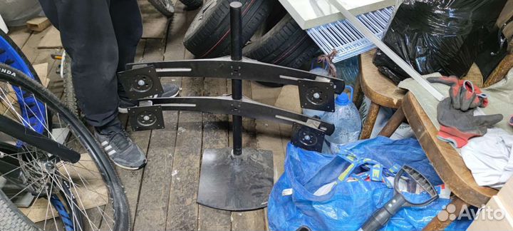 Кронштейн под 4 монитора Ergotron