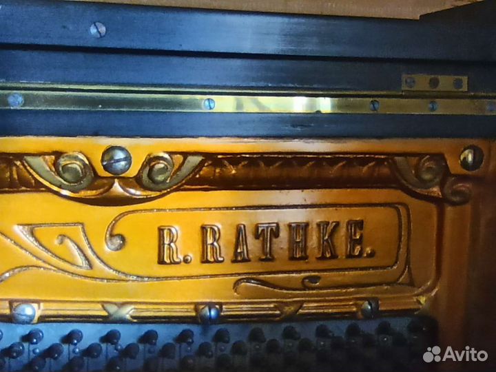 Антикварное немецкое фортепиано