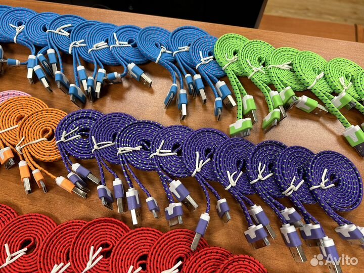 Кабель для iPad 2,3 iPhone 4