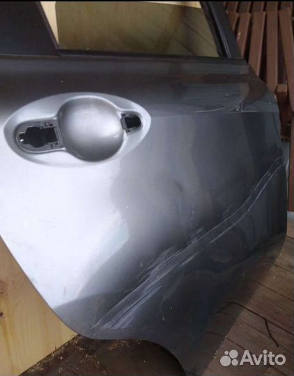 Nissan note дверь