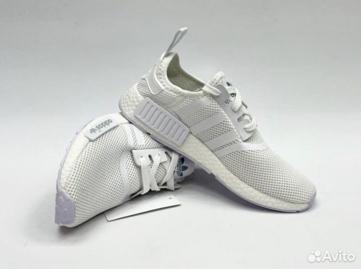 Новые кроссовки Adidas NMD R1 -White Белые (35-45)
