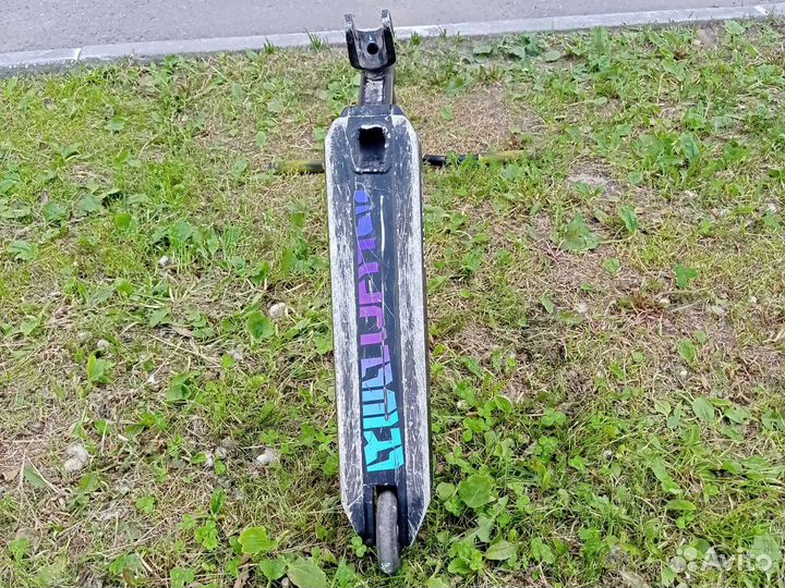 Трюковой самокат