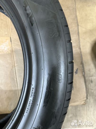 Pirelli P Zero PZ4 275/50 R20 113W