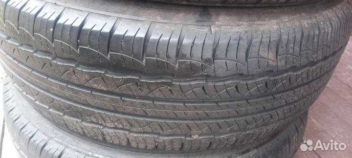 Triangle AdvanteX SUV TR259 215/65 R16 102