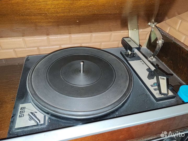 Радиола Урал 114