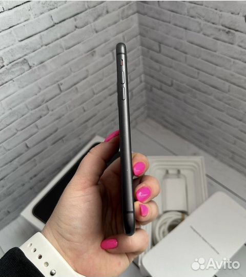 iPhone 11