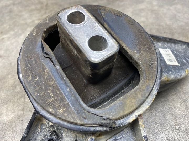 Подушка двигателя Kia Sorento XM FL 2.4 G4KE аt