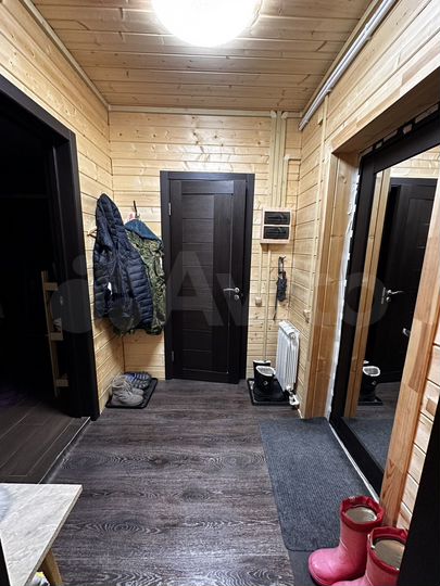 Дом 160 м² на участке 9,5 сот.