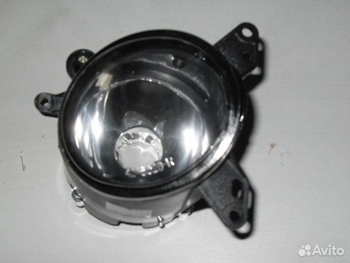 Туманка правая передняя правая Mitsubishi Lancer