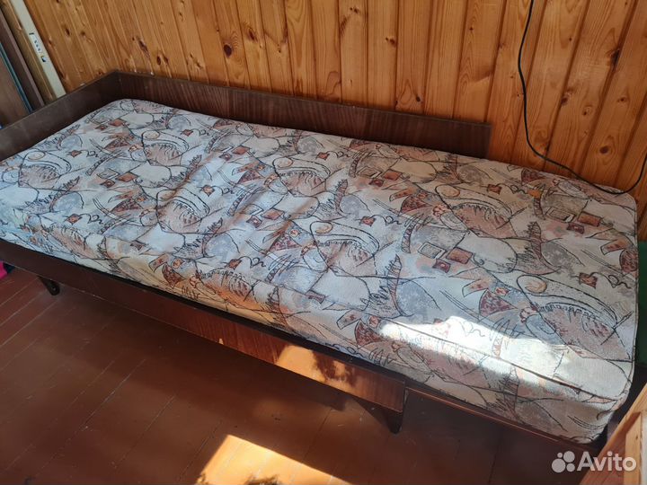 Диван тахта софа бу