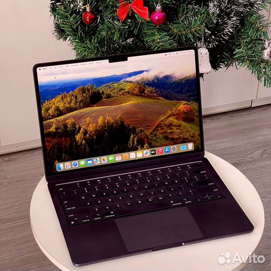 MacBook Air 13 / M2/8/256 / mlxw3