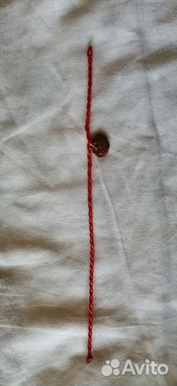 Оберег красная нить