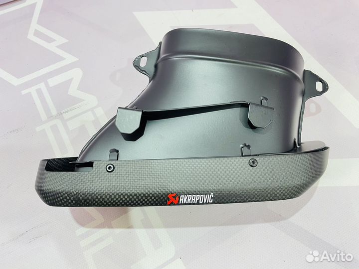 Насадки mercedes W205 akrapovic карбон