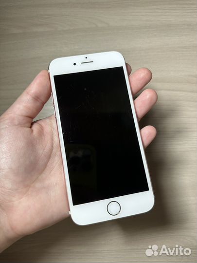 iPhone 6S, 32 ГБ
