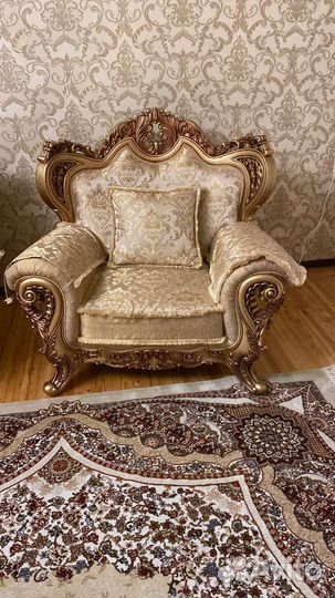 Диван с креслами