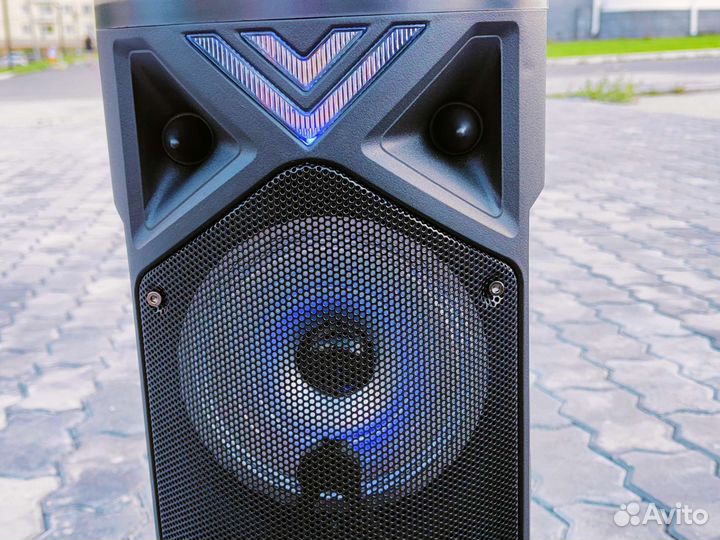 Большая колонка с блютузом