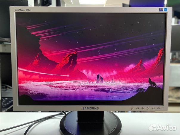 Монитор Samsung SyncMaster 923nw
