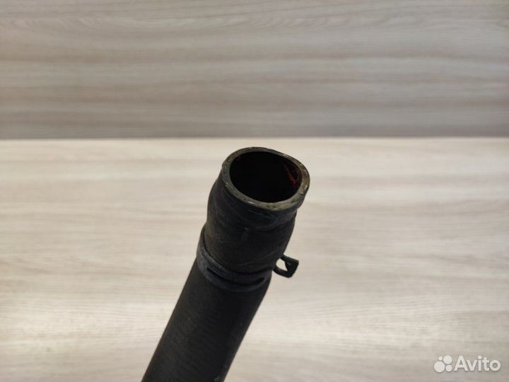 Патрубок радиатора нижний LADA X-Ray