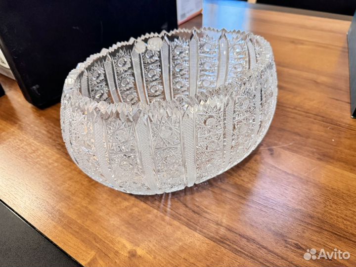 Ваза чашка хрустальная Bohemia