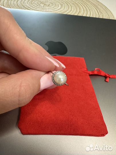 Серебряное кольцо с жемчугом