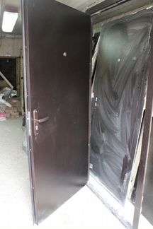 Дверь входная металлическая бу 10 штук