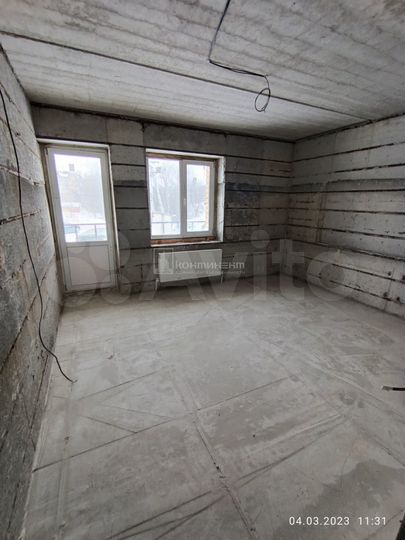 2-к. квартира, 66,5 м², 1/3 эт.