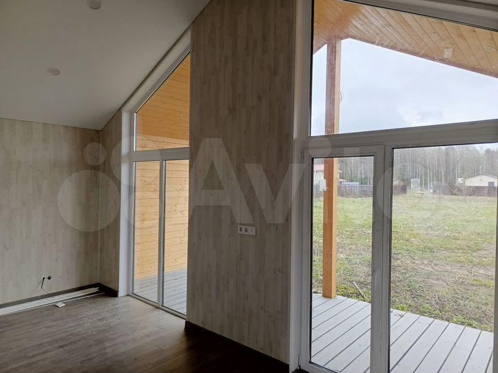 Коттедж 56 м² на участке 8,4 сот.