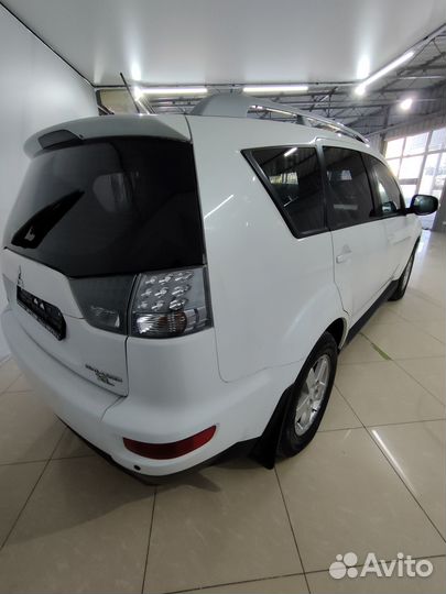 Mitsubishi Outlander 2.0 CVT, 2010, 218 146 км