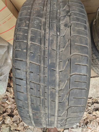 Pirelli P Zero 255/45 R19