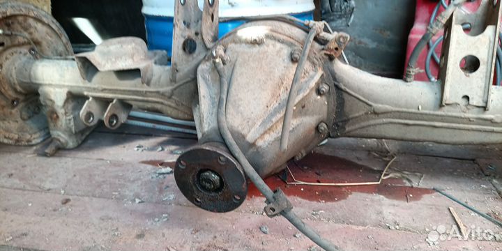 Задний мост Land Cruiser 80