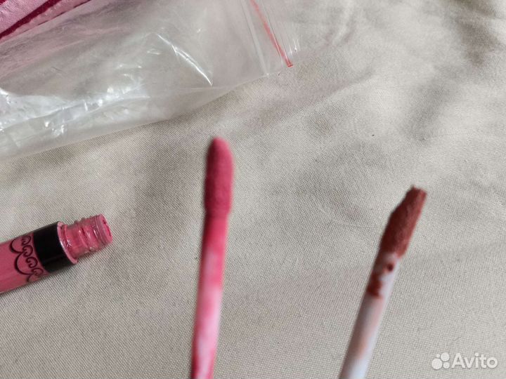 Матовая впитывающаяся помада