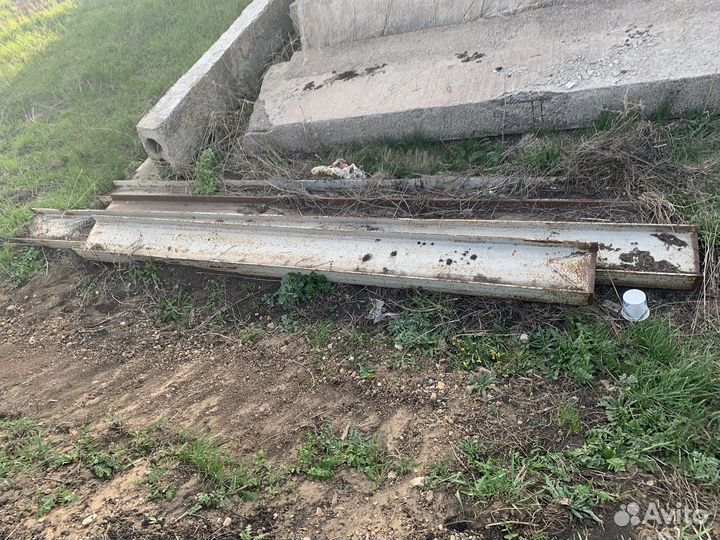 Балка двутавровая 3 шт