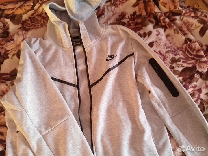 Кофта nike tech fleece