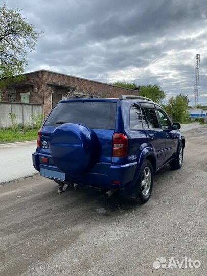 Toyota RAV4 2.0 AT, 2003, 323 000 км