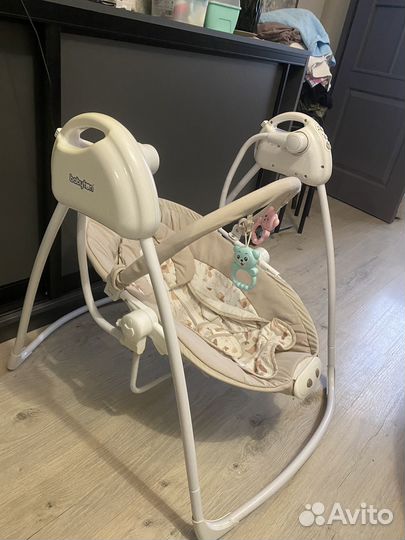 Электронные качели шезлонг babyton