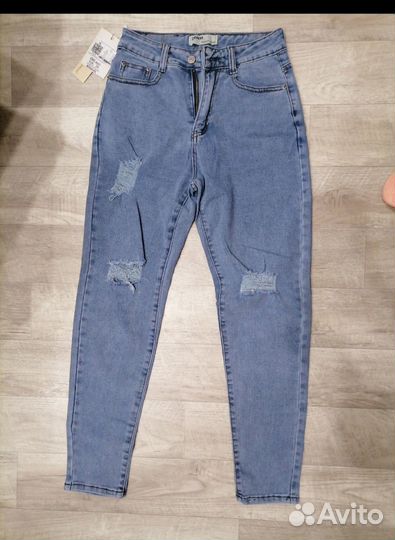 Продам новые джинсы 40 размера