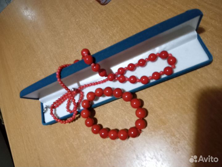 Бусы и браслет коралловый комплект