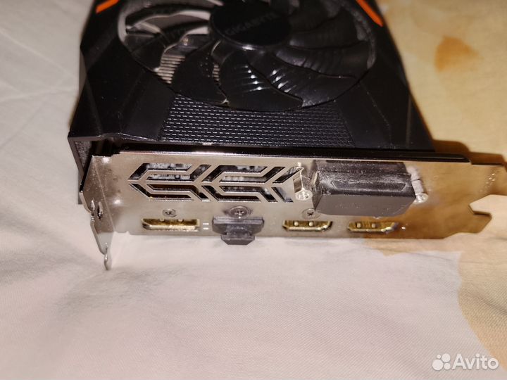 Видеокарта GTX 1050