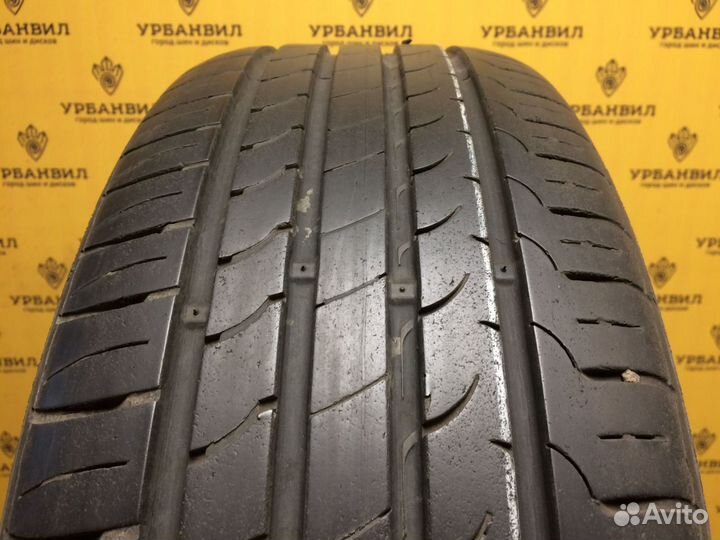 Kumho Ecsta HS51 205/60 R16