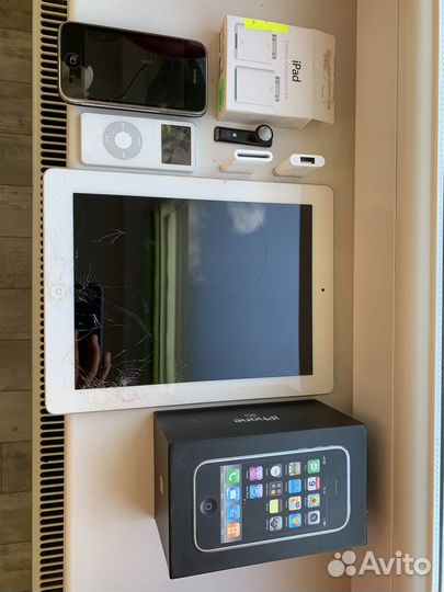 iPhone 3G, iPad 2 16gb
