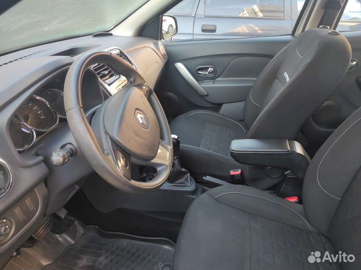 Renault Sandero Stepway 1.6 AT, 2017, 160 000 км