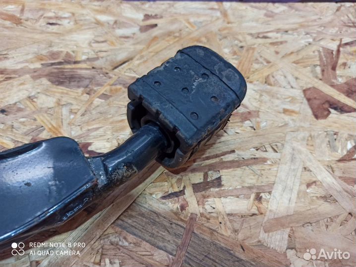 Рычаг левый Ниссан Максима а 32