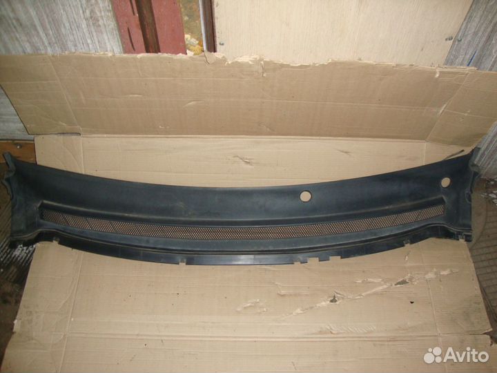 Решетка стеклоочистителей Ford Focus 2 2005-2011