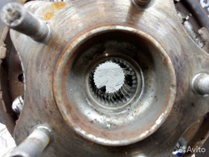 Ступица задняя правая Infiniti Q50 V37