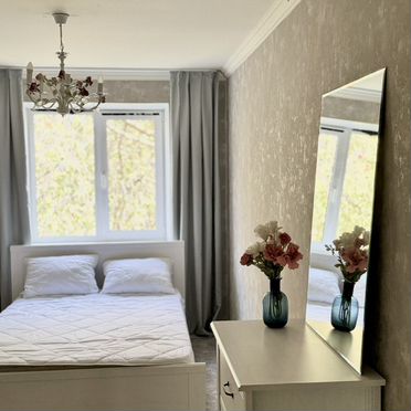 3-к. квартира, 57 м², 2/5 эт.