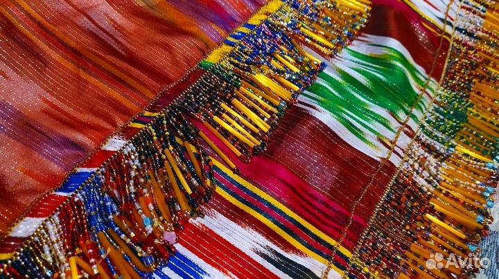 Царская шаль ручной работы с бисером из хан-атласа