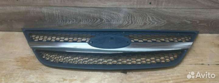 Решетка радиатора LADA Largus