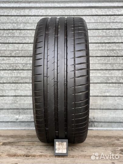 Michelin Pilot Sport 4 S 265/40 R22 106Y