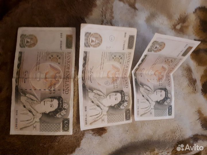 Фунты стерлингов