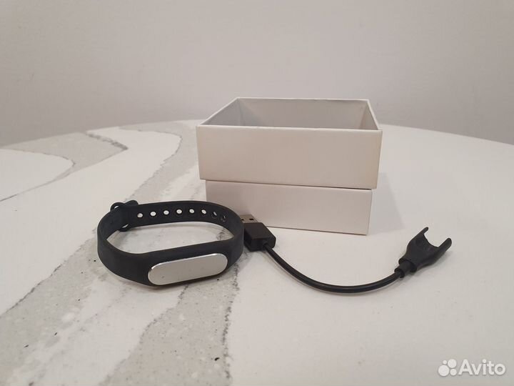 Фитнес браслет Xiaomi MI band